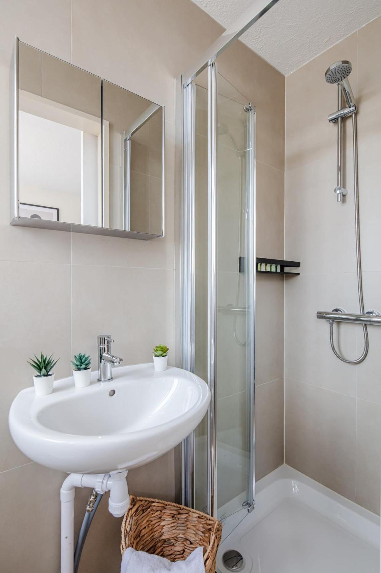Appartement River Thames & Tate Britain - 4br With Patio - Cityapartmentstay