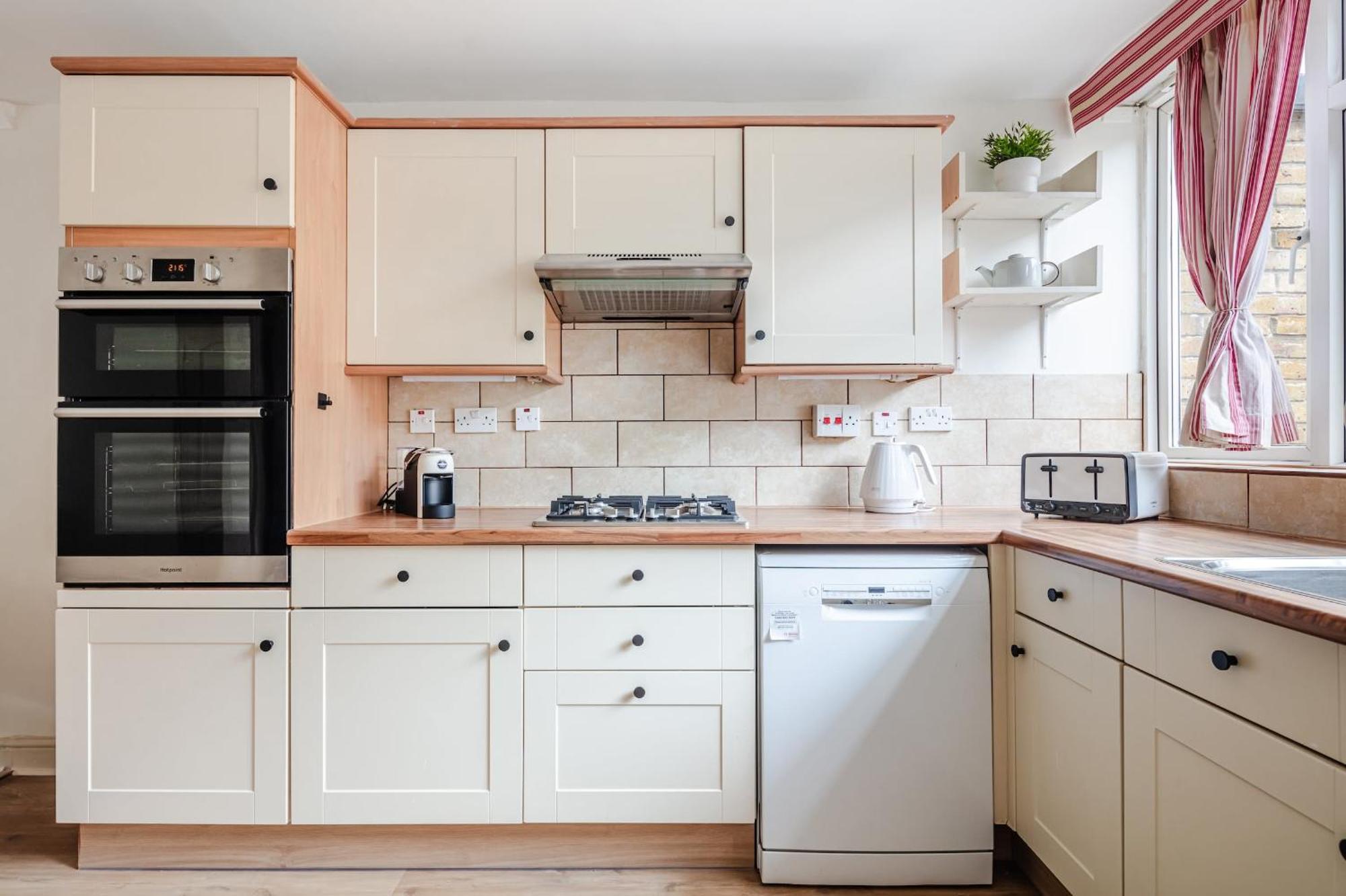 River Thames & Tate Britain - 4br With Patio - Cityapartmentstay Appartement *