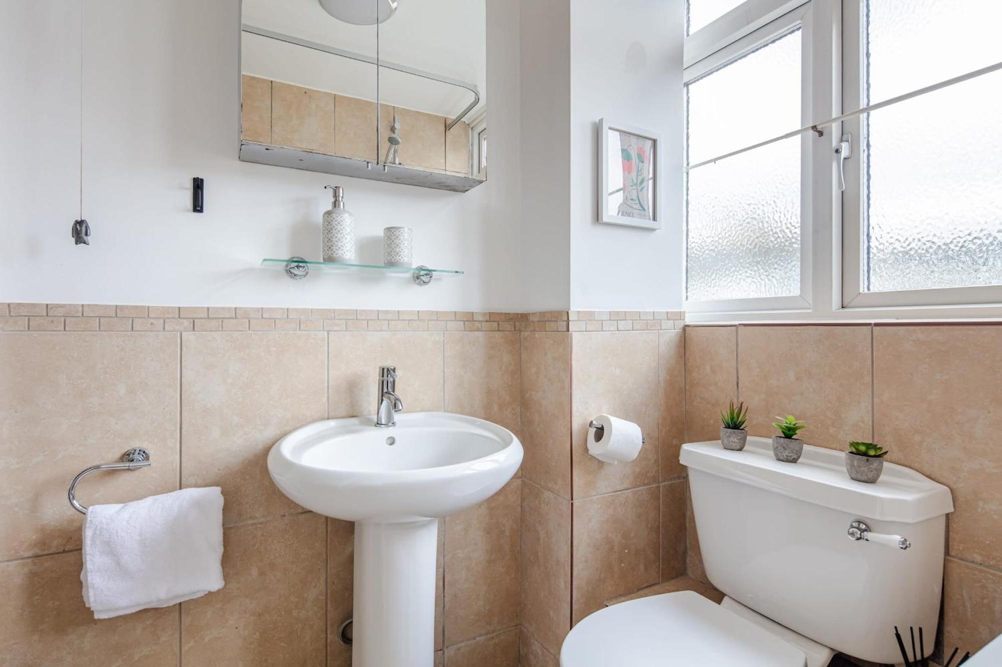 River Thames & Tate Britain - 4br With Patio - Cityapartmentstay Appartement