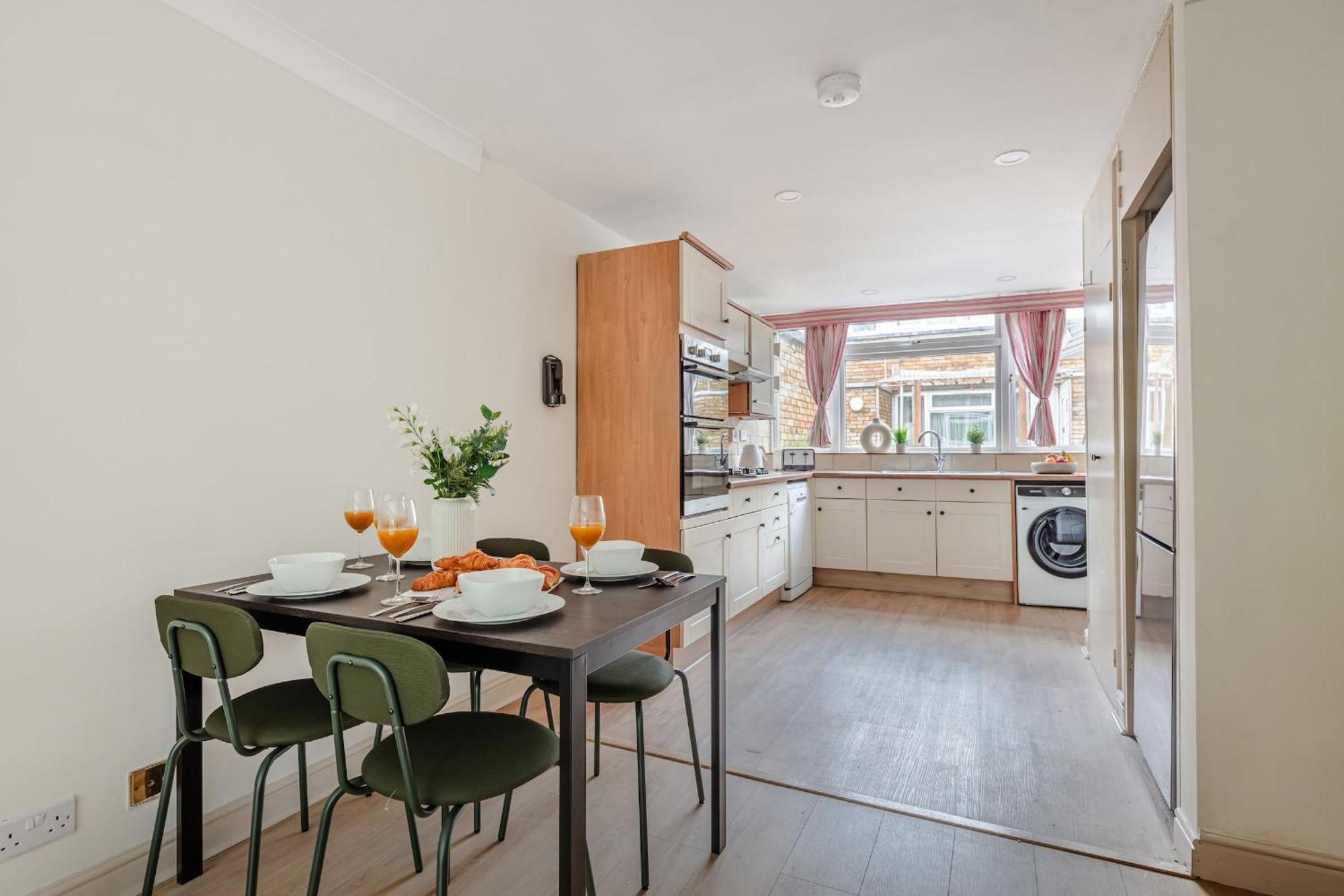 Appartement River Thames & Tate Britain - 4br With Patio - Cityapartmentstay *